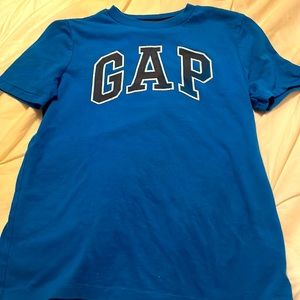 Blue GAP kids tee